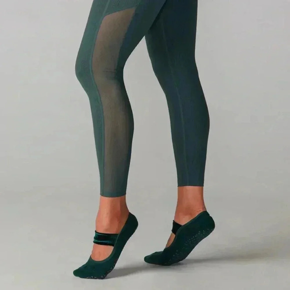 TAVI Active Legging New With Tags - Picture 5 of 10